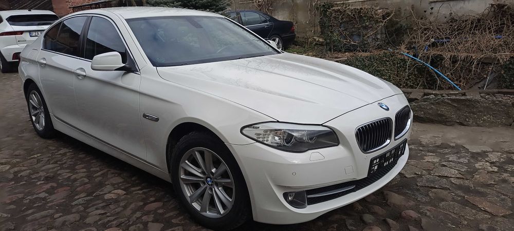 zderzak przód przedni bmw 525 d f10 12r lak 300 alpine weiss