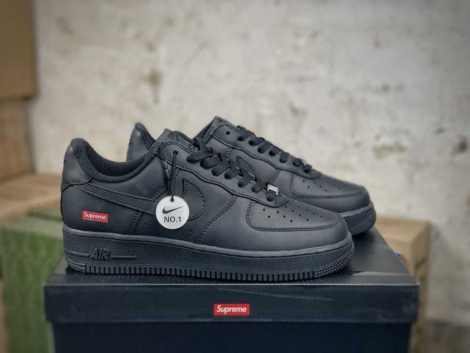 Nike_Air_Force_1_Low_Supreme_Black. Rozmiar.38.5