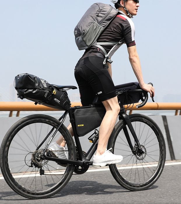 Bolsa triangular Rhinowalk 4L para bicicleta