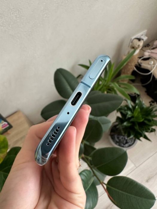 Смартфон Xiaomi Mi11 8/256 Gb 2Sim