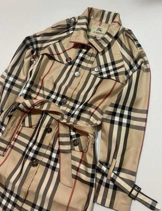 Тренч плащ Burberry