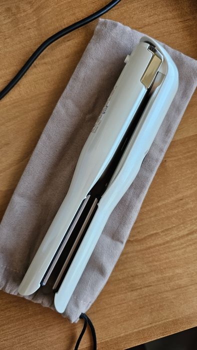Компактний випрямляч для волосся
ETA Hair Straightener Fenite