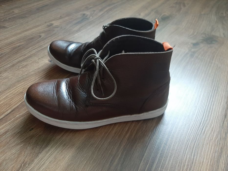 Осінньо-весняні ботинки.