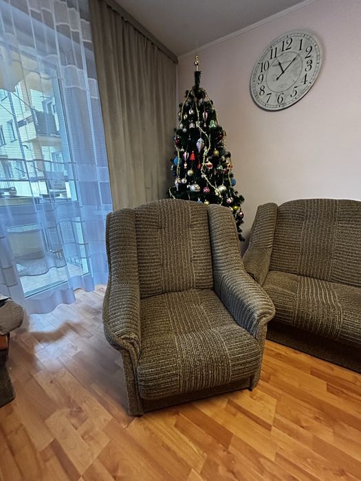 Duży narożnik komplet fotel i puf