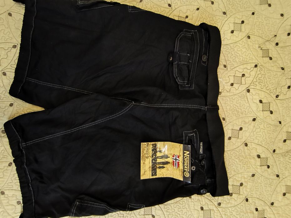 Шорти карго нові