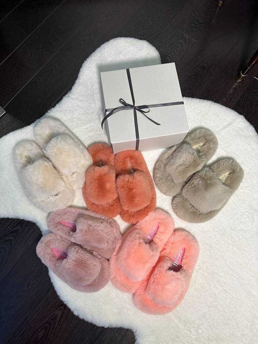 Тапочки меховые пушистые мягкие домашние уличные тапки Motivo женские