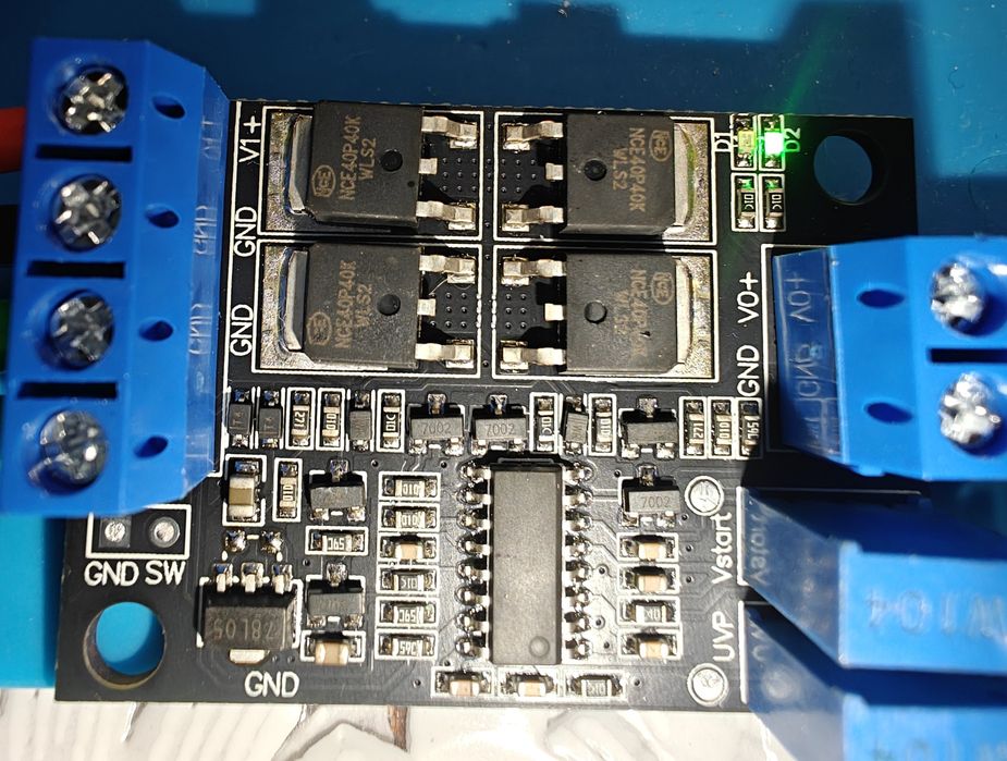 Модуль автоматичного перемикання джерел живлення (UPS) , MOSFET