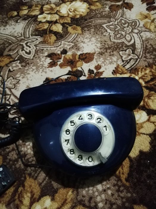 Продам стаціонарні телефони