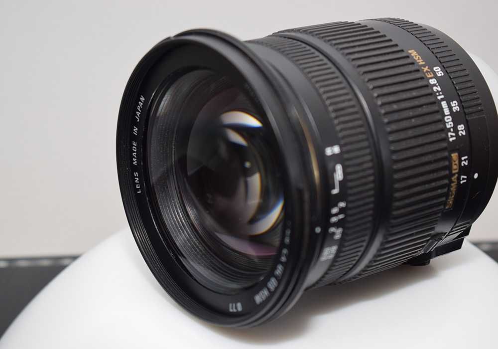 Nikon Sigma 17-50 mm f/2.8 DC EX HSM OS (із стабілізатором)