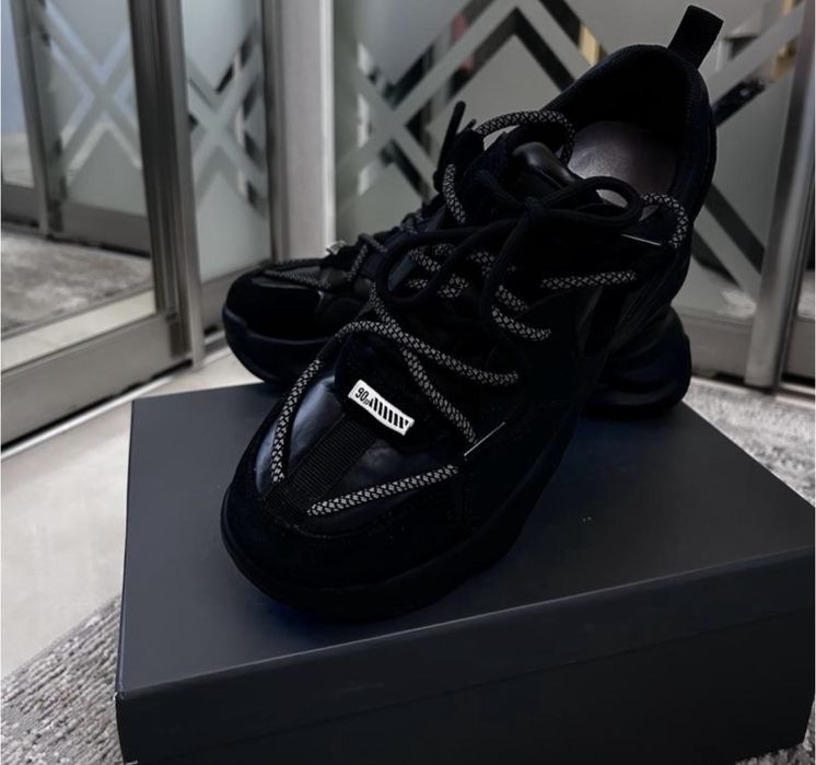 Кросівки шкіряні/ замшеві, розмір 38,5 -39