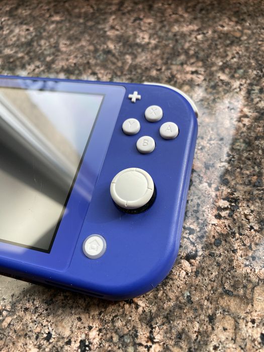 Ігрова приставка Nintendo Switch lite