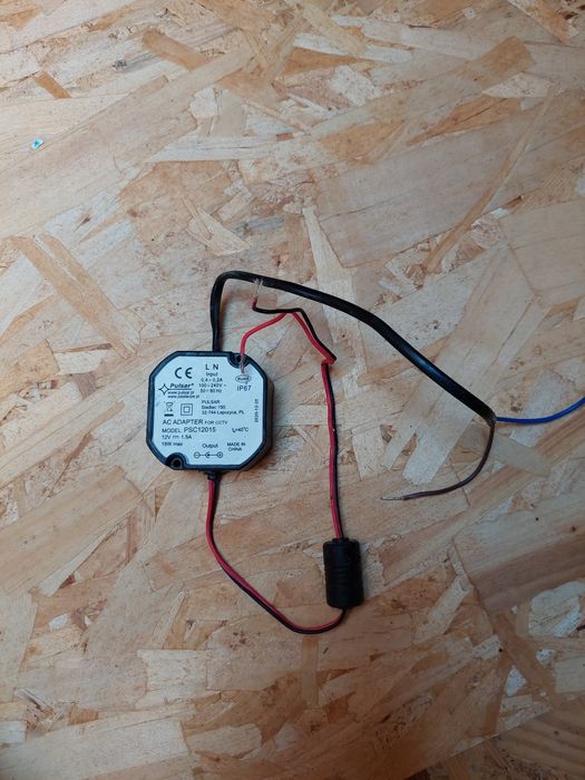 Zasilacz impulsowy PSC12015. 12V 1.5A Pulsar