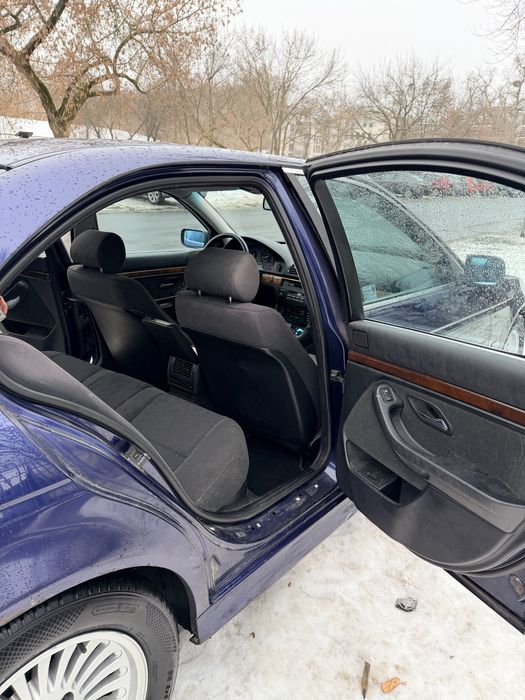 BMW E39 523i 1997 benzyna LPG