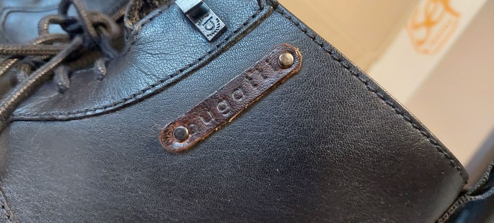 Buty BUGATTI nowe r46 31CM