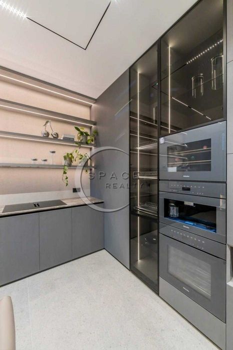 Продаж 3-х квартири 103 м2 ЖК Новопечерські Липки вул Верхогляда