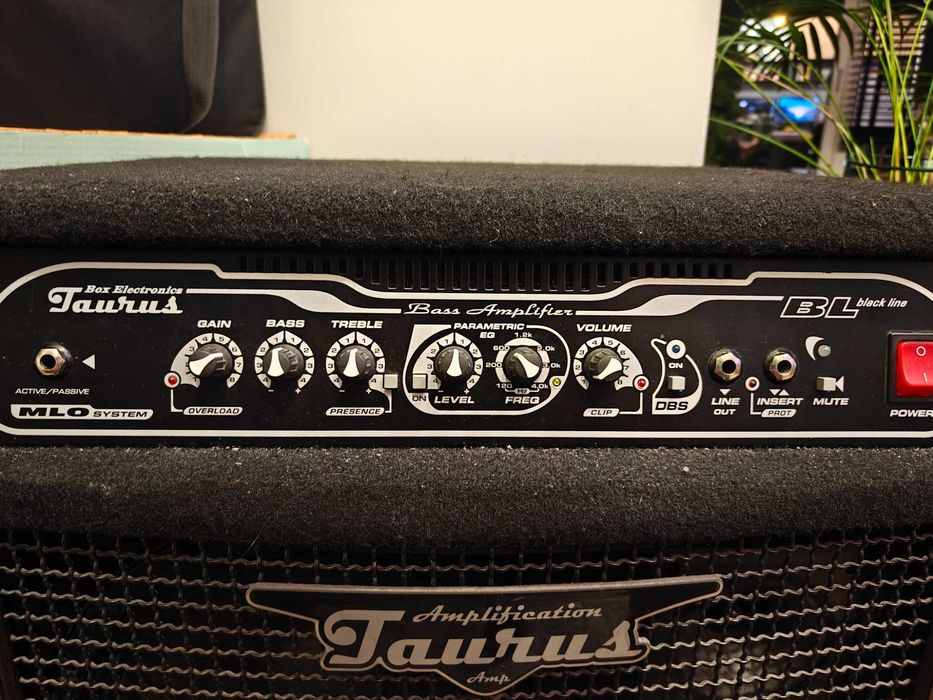 Taurus BL1010 wzmacniacz basowy combo basowe 250W