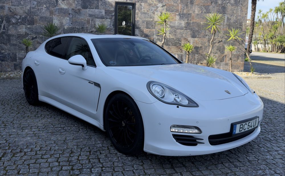 Porsche Panamera 250 CV Diesel ( 270.000 KM )