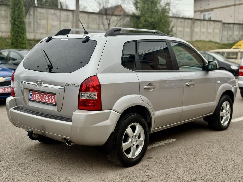 Hyundai Tucson свіжопригнаний , 2.0  Бензин 2006 рік