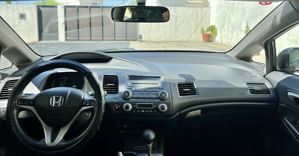 Honda Civic — fotografia 8