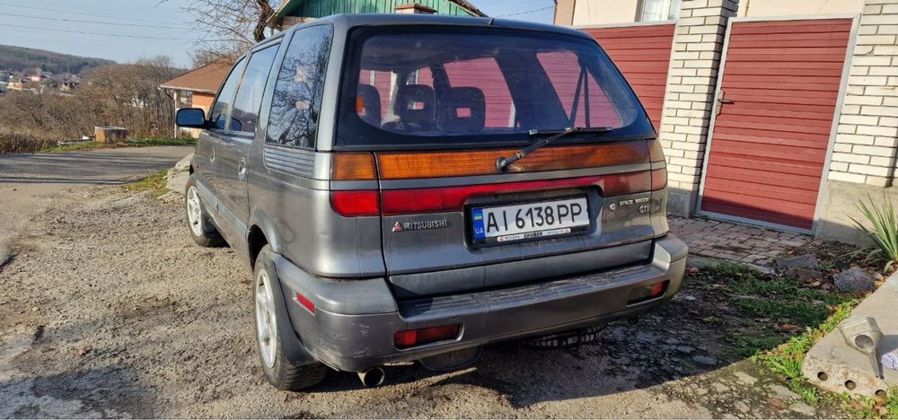 Mitsubishi Space Wagon