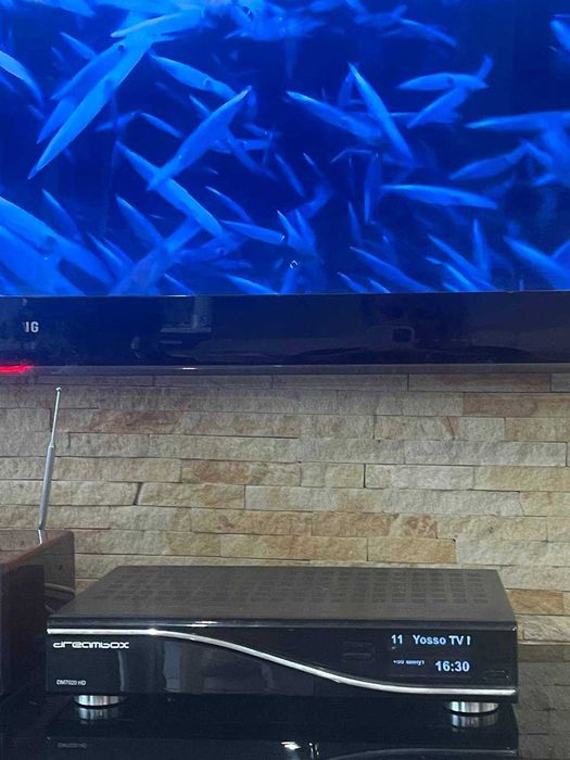 Спутниковый ресивер Dreambox 7020HD (просмотр IPTV) hdd 2t