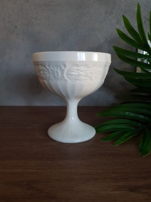 Cukierniczka do cukru Biała ceramiczna na cukierki owoce ozdoba dekor