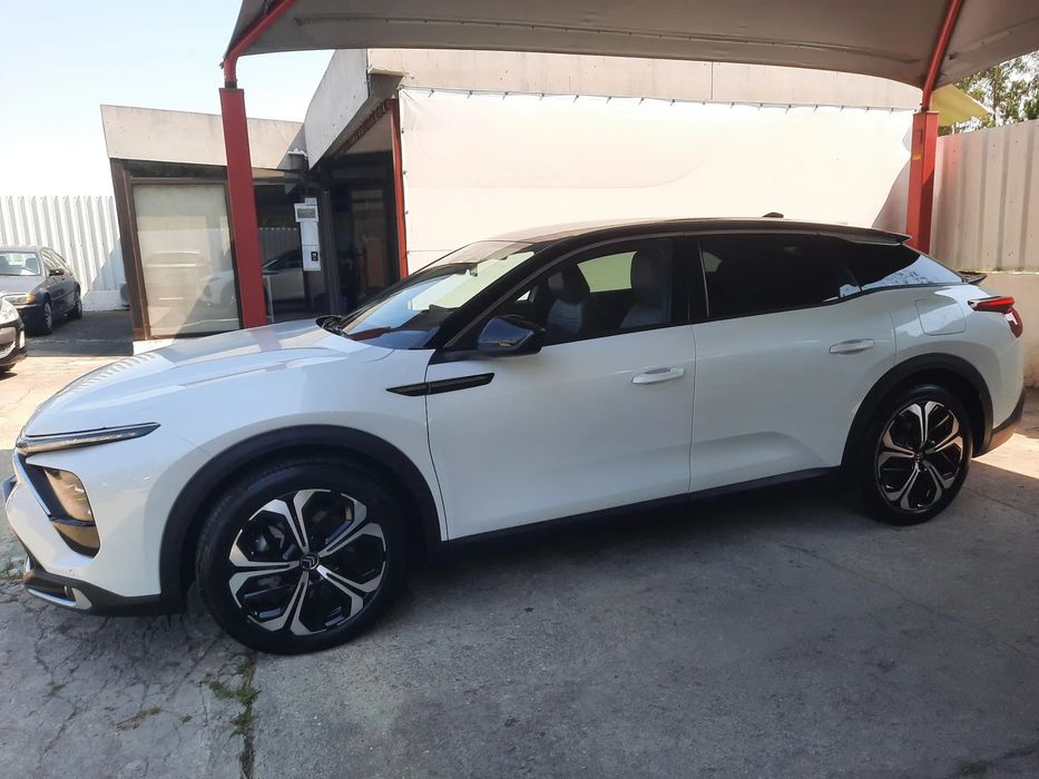 Citroën C5 X 1.6 Hybrid Shine e-EAT8