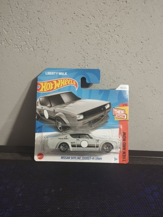Hot wheels nissan skyline
