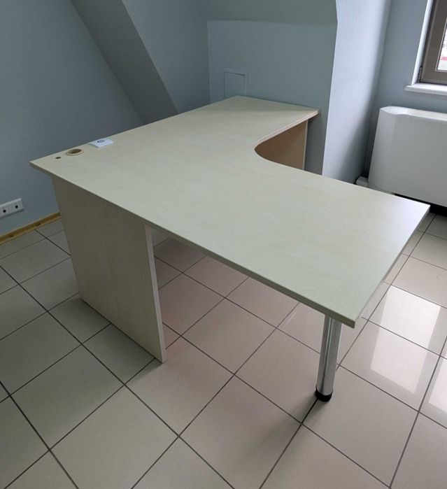 Швейная машина rold s 300+ Оверлок Isew g1500 pro+ Стол!