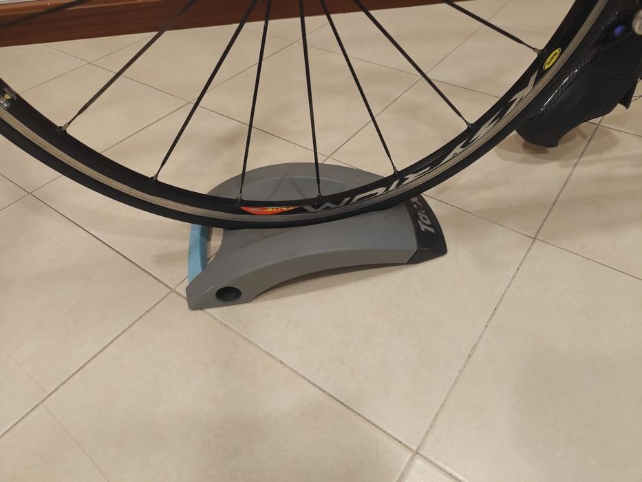 Tacx flow smart rolo bicicleta