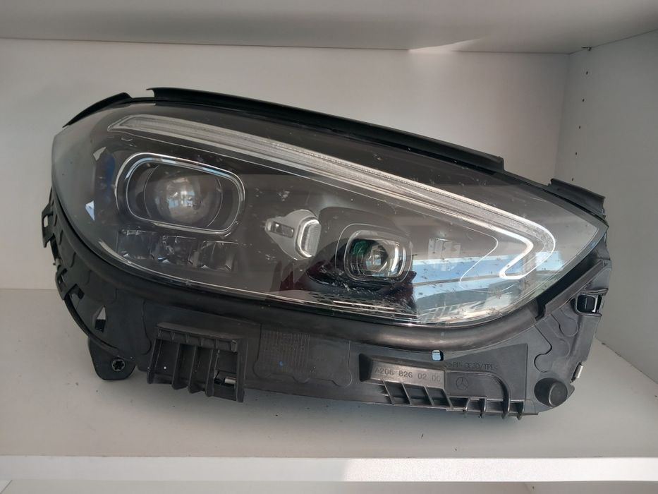 Farol Mercedes-Benz Classe C Full LED (Digital Light) direito