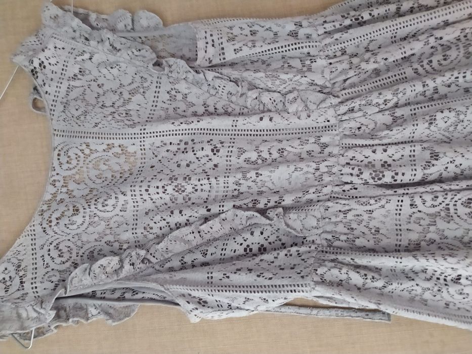 Sukienka do kolan Zara, XS