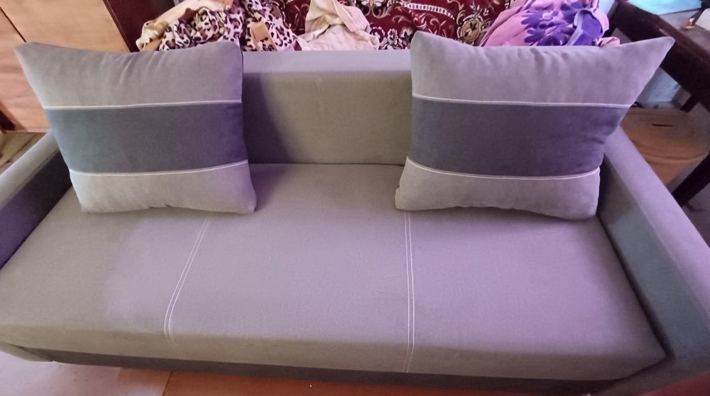 Продам диван . Самовивіз