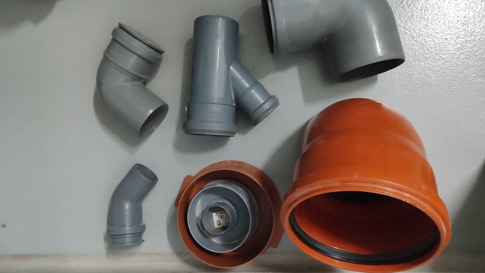 Kształtki PVC kolana i trójniki
