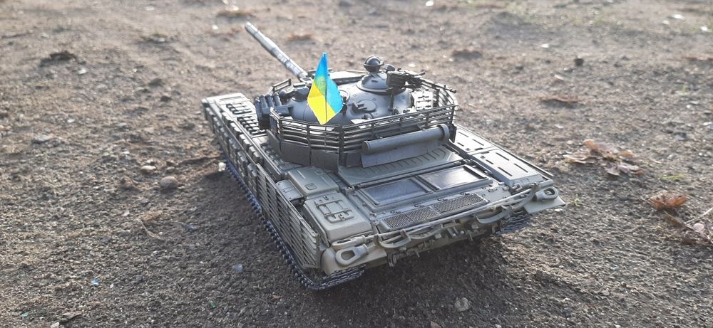 Модель танка Т-72Б1/M1/Б1/Б3 1/35 сборка под ЗАКАЗ