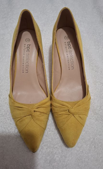 Buty na niskim obcasie
