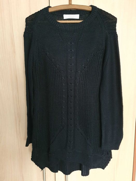 Czarny sweter, Zara