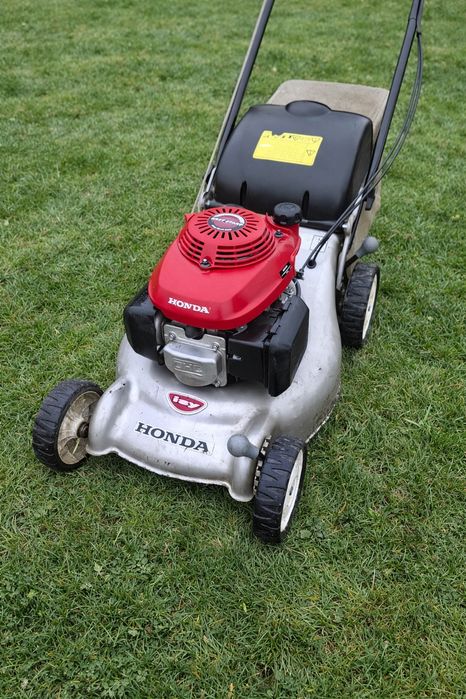 Kosiarka spalinowa Honda IZY