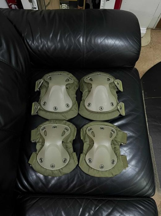 Набір тактичного захисту зелений наколінники налокітники