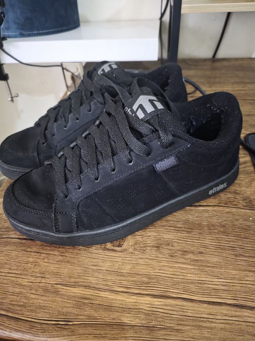 Saptilhas Etnies tamanho 42