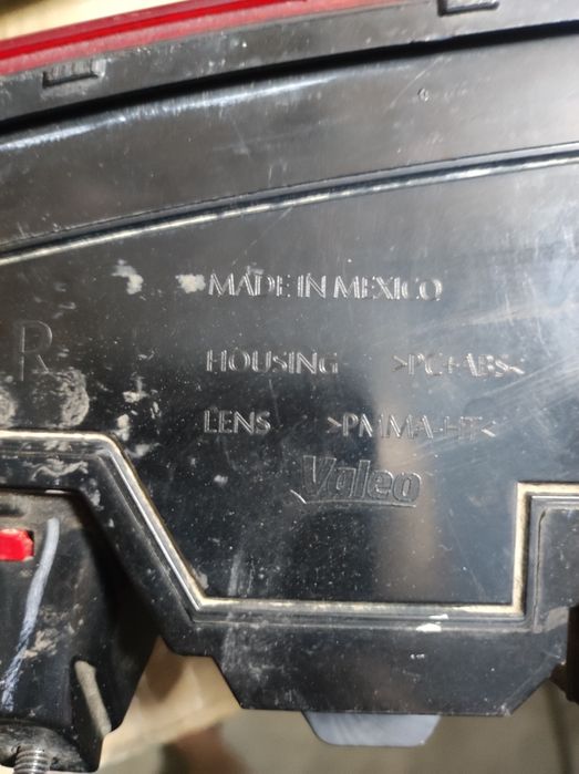 Ліхтарі в задній бампер audi Q5 2019р