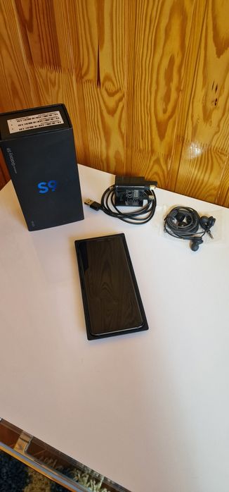 Флагман Samsung S9 4/128g