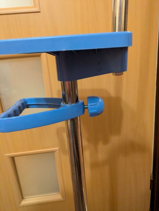 Stojak wieszak do kroplówki