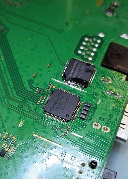 Naprawa komputerów, laptopów oraz konsol Playstation/Xbox, Padów PS5