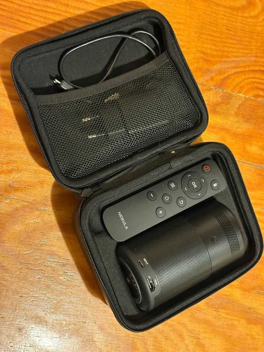 Nebula Capsule / projektor przenośny - używany - OKAZJA!