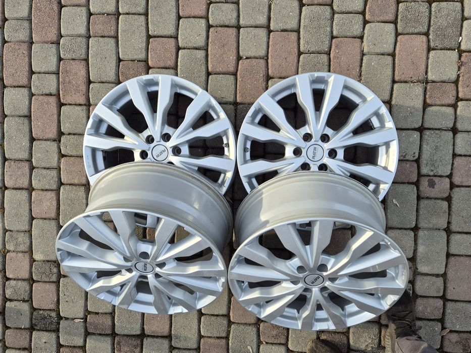 6-114,3 r19 Platin