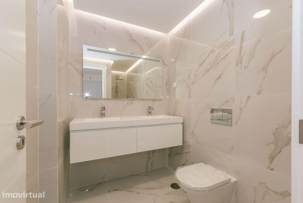 Apartamento T2 novo em Sacavém