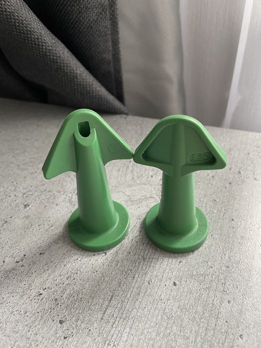 Насадка на наконечник силикона, акрила, клея. Для герметизации углов