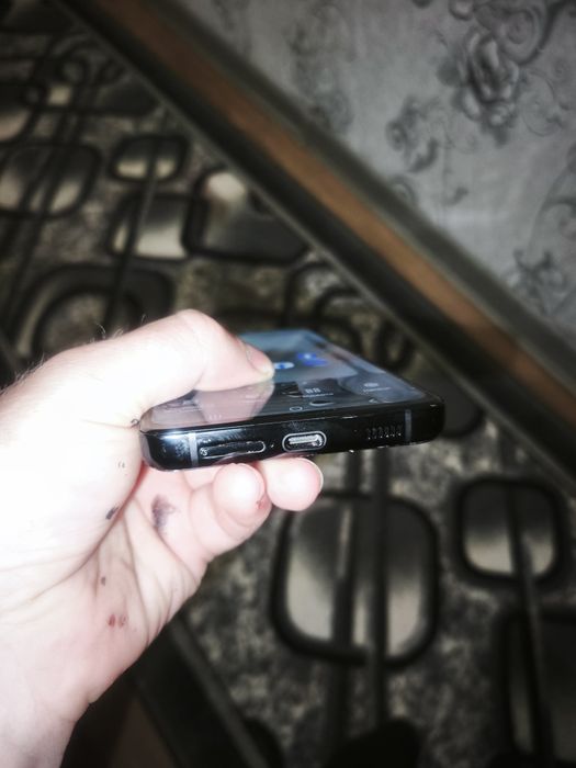 Продам Samsung s21 ultra 5g 8/128