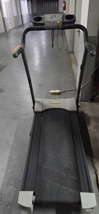 Passadeira de corrida proaction BH fitness